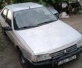 Серый Пежо 405, объемом двигателя 1.9 л и пробегом 220 тыс. км за 502 $, фото 8 на Automoto.ua