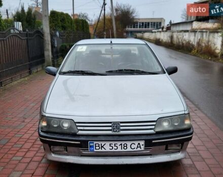 Серый Пежо 405, объемом двигателя 1.99 л и пробегом 355 тыс. км за 870 $, фото 1 на Automoto.ua