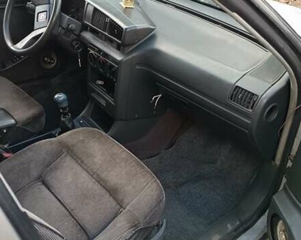 Сірий Пежо 405, об'ємом двигуна 1.9 л та пробігом 220 тис. км за 458 $, фото 24 на Automoto.ua