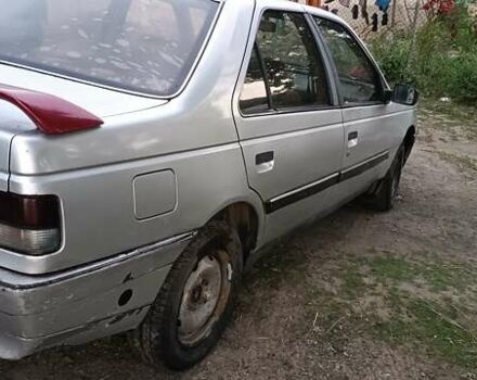 Серый Пежо 405, объемом двигателя 1.9 л и пробегом 220 тыс. км за 475 $, фото 8 на Automoto.ua