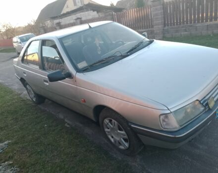 Серый Пежо 405, объемом двигателя 1.9 л и пробегом 355 тыс. км за 1250 $, фото 4 на Automoto.ua