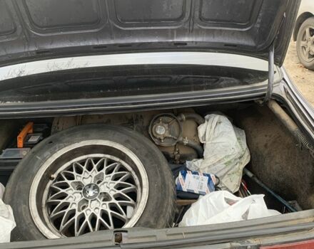 Серый Пежо 405, объемом двигателя 1.9 л и пробегом 3 тыс. км за 800 $, фото 4 на Automoto.ua