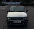 Серый Пежо 405, объемом двигателя 1.9 л и пробегом 292 тыс. км за 2000 $, фото 1 на Automoto.ua