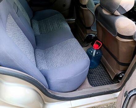 Серый Пежо 405, объемом двигателя 1.9 л и пробегом 330 тыс. км за 1290 $, фото 1 на Automoto.ua