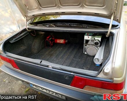 Серый Пежо 405, объемом двигателя 1.9 л и пробегом 330 тыс. км за 1290 $, фото 2 на Automoto.ua