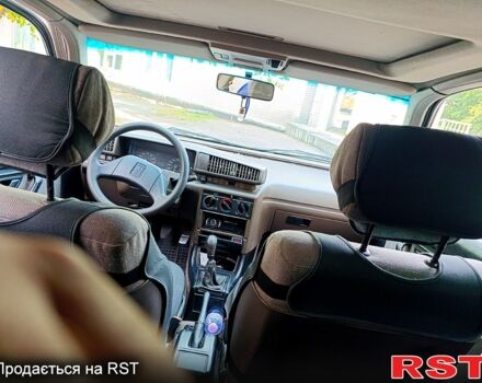 Серый Пежо 405, объемом двигателя 1.9 л и пробегом 330 тыс. км за 1290 $, фото 6 на Automoto.ua