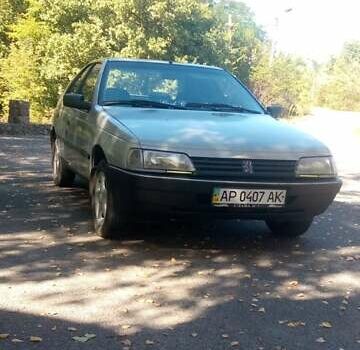 Серый Пежо 405, объемом двигателя 1.6 л и пробегом 300 тыс. км за 1500 $, фото 7 на Automoto.ua