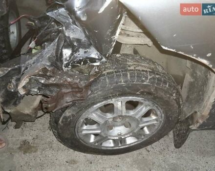 Сірий Пежо 405, об'ємом двигуна 1.8 л та пробігом 177 тис. км за 500 $, фото 5 на Automoto.ua