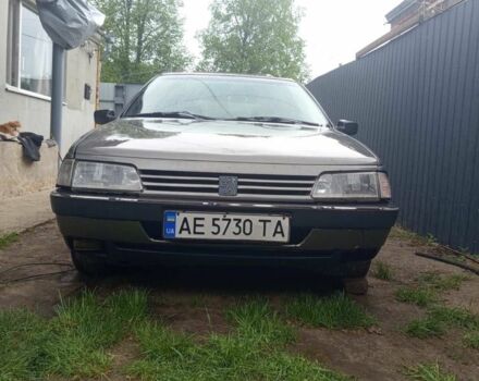 Серый Пежо 405, объемом двигателя 1.9 л и пробегом 324 тыс. км за 714 $, фото 2 на Automoto.ua