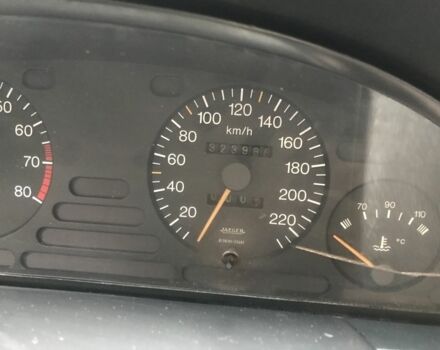 Серый Пежо 405, объемом двигателя 1.9 л и пробегом 324 тыс. км за 714 $, фото 5 на Automoto.ua