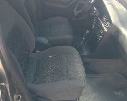 Серый Пежо 405, объемом двигателя 1.9 л и пробегом 324 тыс. км за 714 $, фото 11 на Automoto.ua