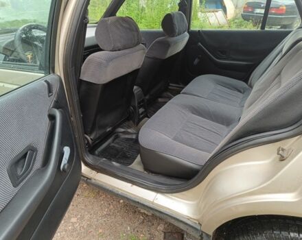 Серый Пежо 405, объемом двигателя 1.9 л и пробегом 300 тыс. км за 1000 $, фото 5 на Automoto.ua