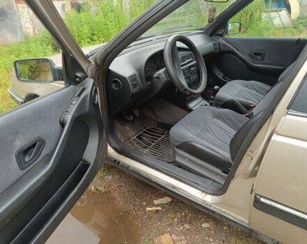 Серый Пежо 405, объемом двигателя 1.9 л и пробегом 300 тыс. км за 1000 $, фото 6 на Automoto.ua