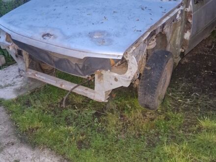 Пежо 405 1987 у Львові на Automoto.ua Сірий Пежо 405, об'ємом двигуна 0 л та пробігом 150 тис. км за 11000 $, фото 1 на Automoto.ua