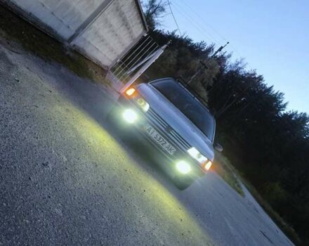 Серый Пежо 405, объемом двигателя 0 л и пробегом 300 тыс. км за 900 $, фото 1 на Automoto.ua