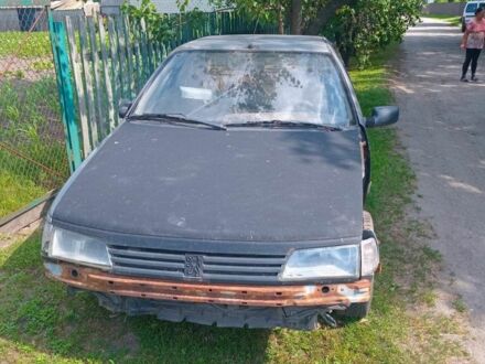 Пежо 405 1988 в Чернобае на Automoto.ua Серый Пежо 405, объемом двигателя 0 л и пробегом 300 тыс. км за 500 $, фото 1 на Automoto.ua
