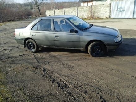 Серый Пежо 405, объемом двигателя 0 л и пробегом 350 тыс. км за 350 $, фото 1 на Automoto.ua