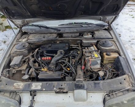 Серый Пежо 405, объемом двигателя 2 л и пробегом 300 тыс. км за 1100 $, фото 1 на Automoto.ua