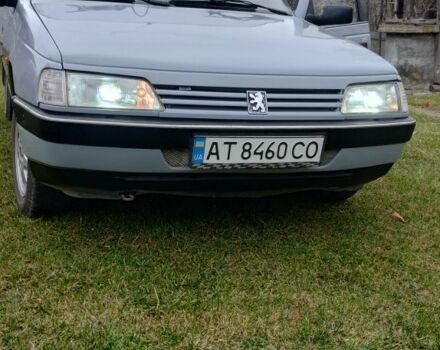 Серый Пежо 405, объемом двигателя 1.6 л и пробегом 317 тыс. км за 2000 $, фото 1 на Automoto.ua