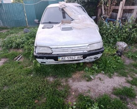 Серый Пежо 405, объемом двигателя 0 л и пробегом 580 тыс. км за 264 $, фото 1 на Automoto.ua