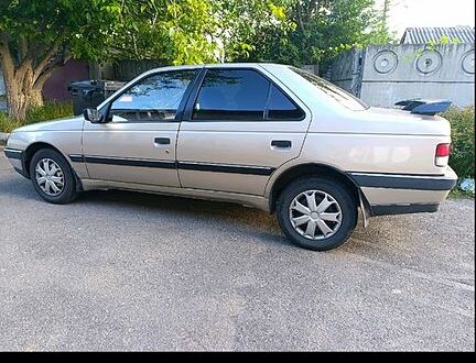 Сірий Пежо 405, об'ємом двигуна 1.9 л та пробігом 330 тис. км за 1290 $, фото 1 на Automoto.ua