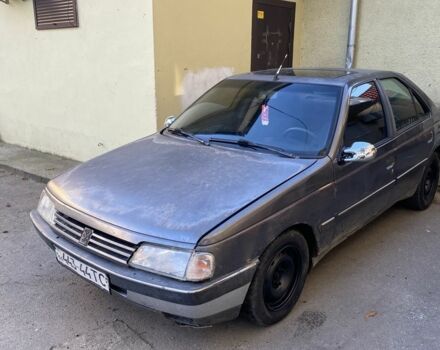 Серый Пежо 405, объемом двигателя 1.6 л и пробегом 200 тыс. км за 550 $, фото 1 на Automoto.ua