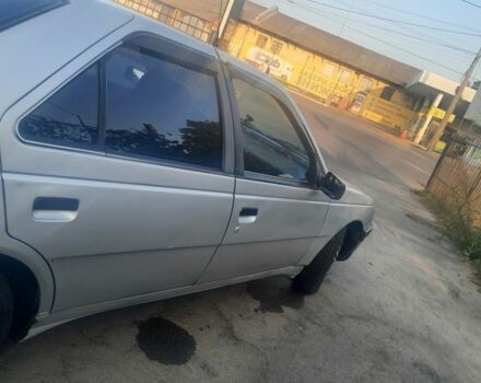 Сірий Пежо 405, об'ємом двигуна 1.8 л та пробігом 400 тис. км за 1700 $, фото 1 на Automoto.ua