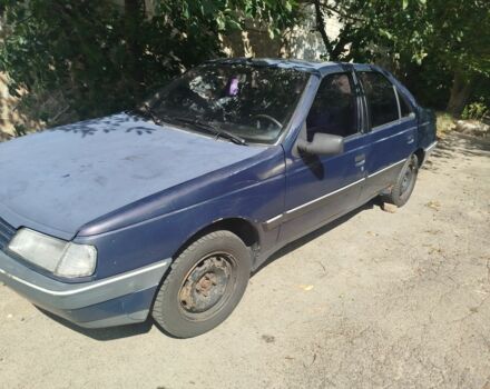 Синий Пежо 405, объемом двигателя 1.6 л и пробегом 380 тыс. км за 650 $, фото 1 на Automoto.ua