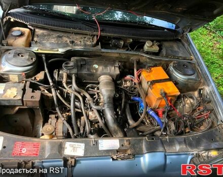Синий Пежо 405, объемом двигателя 1.8 л и пробегом 0 тыс. км за 830 $, фото 5 на Automoto.ua