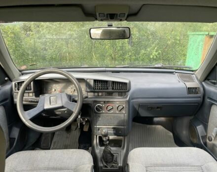 Синий Пежо 405, объемом двигателя 1.6 л и пробегом 1 тыс. км за 900 $, фото 7 на Automoto.ua