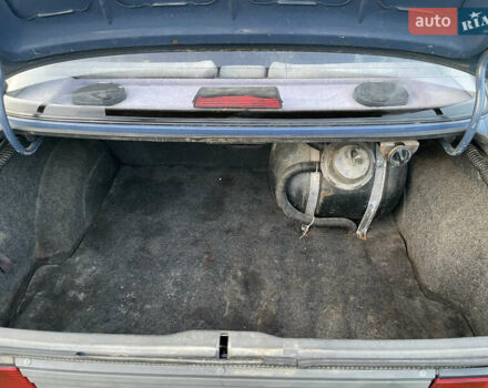 Синий Пежо 405, объемом двигателя 1.6 л и пробегом 100 тыс. км за 900 $, фото 4 на Automoto.ua
