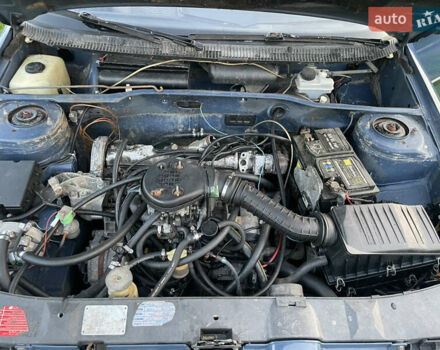 Синий Пежо 405, объемом двигателя 1.6 л и пробегом 100 тыс. км за 900 $, фото 6 на Automoto.ua