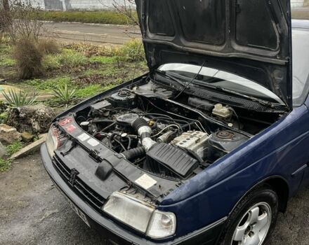Синій Пежо 405, об'ємом двигуна 1.6 л та пробігом 259 тис. км за 1200 $, фото 10 на Automoto.ua