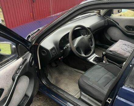 Синій Пежо 405, об'ємом двигуна 1.6 л та пробігом 259 тис. км за 1200 $, фото 5 на Automoto.ua