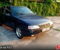 Синий Пежо 405, объемом двигателя 1.6 л и пробегом 250 тыс. км за 1100 $, фото 1 на Automoto.ua