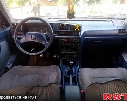 Синий Пежо 405, объемом двигателя 1.9 л и пробегом 350 тыс. км за 750 $, фото 4 на Automoto.ua