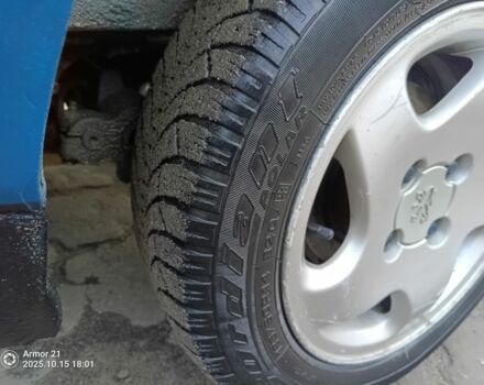 Синий Пежо 405, объемом двигателя 1.9 л и пробегом 400 тыс. км за 1200 $, фото 3 на Automoto.ua