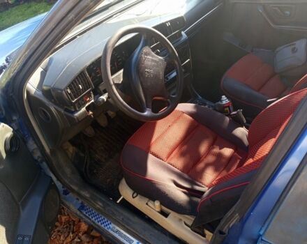 Синий Пежо 405, объемом двигателя 1.9 л и пробегом 5 тыс. км за 1000 $, фото 3 на Automoto.ua