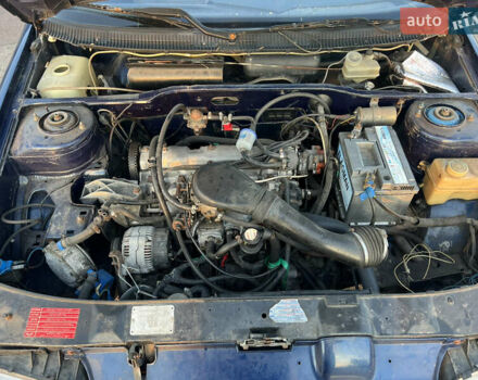 Синий Пежо 405, объемом двигателя 1.6 л и пробегом 560 тыс. км за 950 $, фото 10 на Automoto.ua