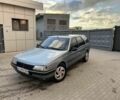 Синий Пежо 405, объемом двигателя 1.9 л и пробегом 300 тыс. км за 1400 $, фото 1 на Automoto.ua