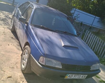 Синий Пежо 405, объемом двигателя 1.6 л и пробегом 200 тыс. км за 1200 $, фото 1 на Automoto.ua