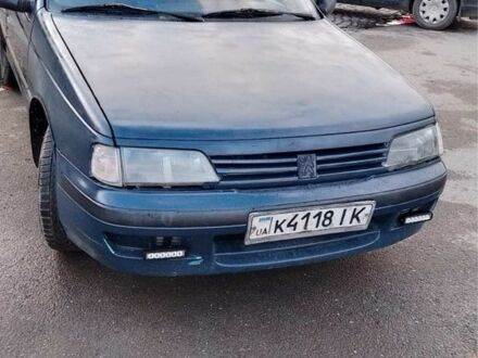 Синий Пежо 405, объемом двигателя 1.9 л и пробегом 100 тыс. км за 1200 $, фото 1 на Automoto.ua