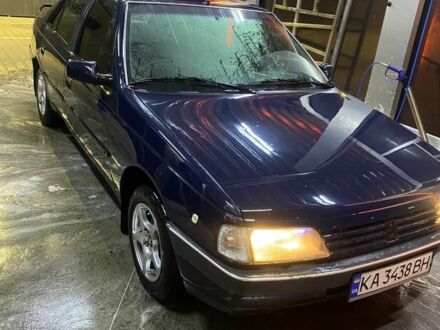 Синій Пежо 405, об'ємом двигуна 1.8 л та пробігом 240 тис. км за 1550 $, фото 1 на Automoto.ua