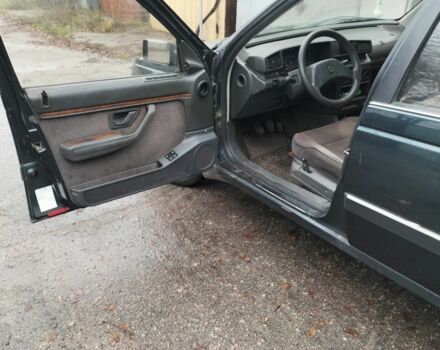 Зеленый Пежо 405, объемом двигателя 1.9 л и пробегом 260 тыс. км за 1181 $, фото 5 на Automoto.ua