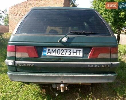 Зеленый Пежо 405, объемом двигателя 1.9 л и пробегом 400 тыс. км за 1100 $, фото 4 на Automoto.ua