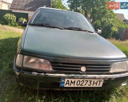 Зеленый Пежо 405, объемом двигателя 1.9 л и пробегом 400 тыс. км за 1100 $, фото 1 на Automoto.ua