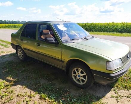 Зеленый Пежо 405, объемом двигателя 0 л и пробегом 148 тыс. км за 801 $, фото 1 на Automoto.ua