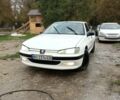 Белый Пежо 406, объемом двигателя 1.76 л и пробегом 200 тыс. км за 1850 $, фото 3 на Automoto.ua