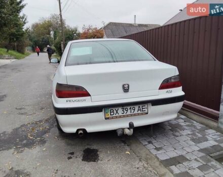 Белый Пежо 406, объемом двигателя 1.8 л и пробегом 230 тыс. км за 2100 $, фото 3 на Automoto.ua