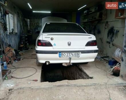 Белый Пежо 406, объемом двигателя 1.76 л и пробегом 200 тыс. км за 1850 $, фото 4 на Automoto.ua